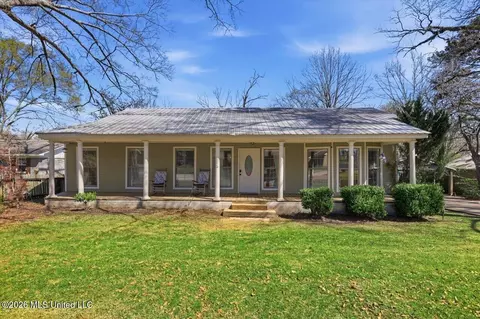 412 Mckay Ave, Pelahatchie, MS 39145