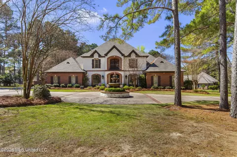 6 Eastbrooke Cir, Madison, MS 39110