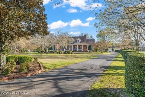 3105 Us 72, Holly Springs, MS 38635