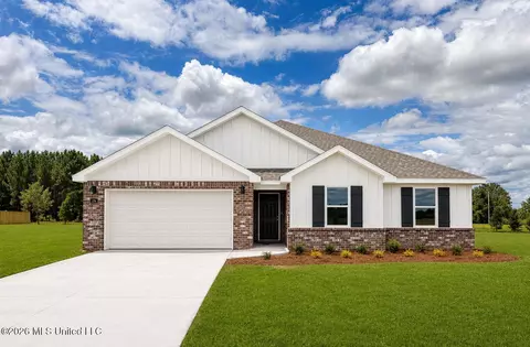 204 Magnolia Farms Dr, Lucedale, MS 39452