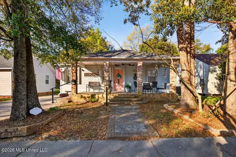 705 Allendale Ave, Gulfport, MS 39501