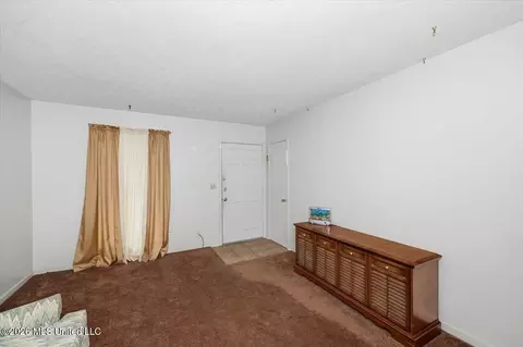Living - 1511 Lowery Ln, Jackson, MS 39209 photo 1 of 1