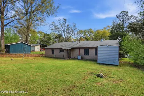 Exterior - 1511 Lowery Ln, Jackson, MS 39209 photo 5 of 5