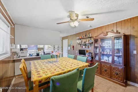 Dining - 1511 Lowery Ln, Jackson, MS 39209 photo 2 of 2