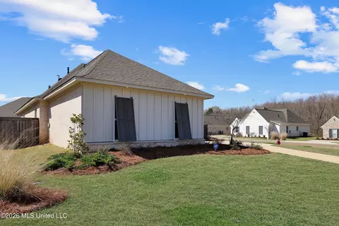 Exterior - 701 Summerfield Dr, Canton, MS 39046 photo 7 of 9