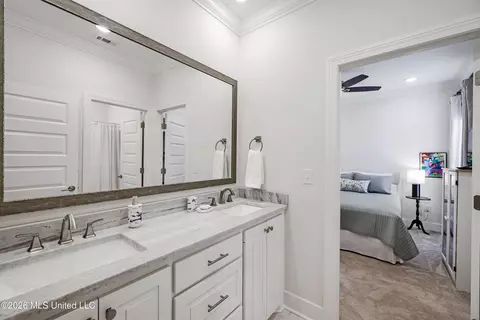 Bath - 701 Summerfield Dr, Canton, MS 39046 photo 7 of 8