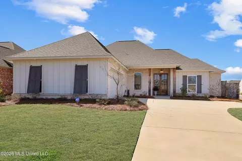 701 Summerfield Dr, Canton, MS 39046