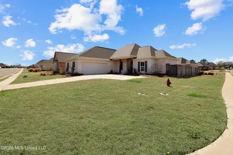 Exterior - 701 Summerfield Dr, Canton, MS 39046 photo 6 of 9