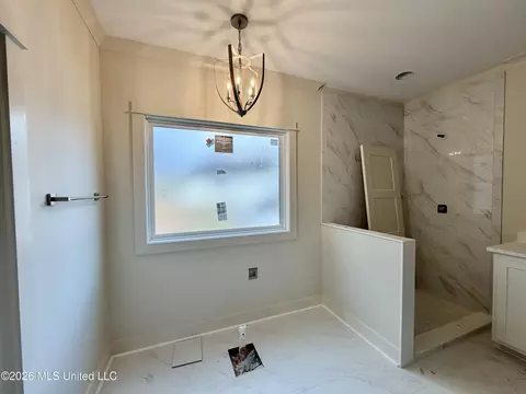 Bath - 39 Forest Barnes Rd, Petal, MS 39465 photo 2 of 6