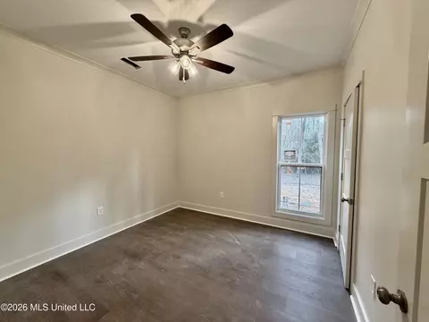 Bedroom - 39 Forest Barnes Rd, Petal, MS 39465 photo 3 of 4