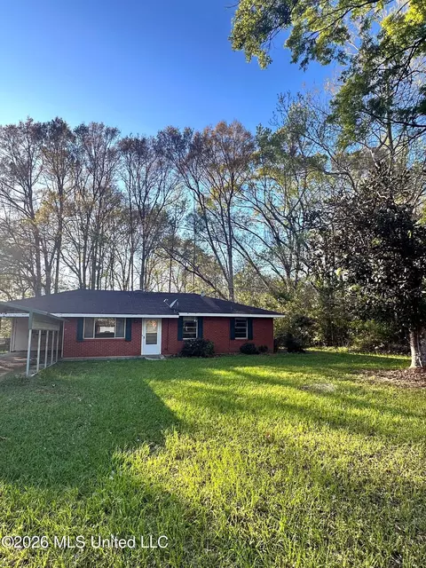 124 Cliff Mitchell Rd, Picayune, MS 39466