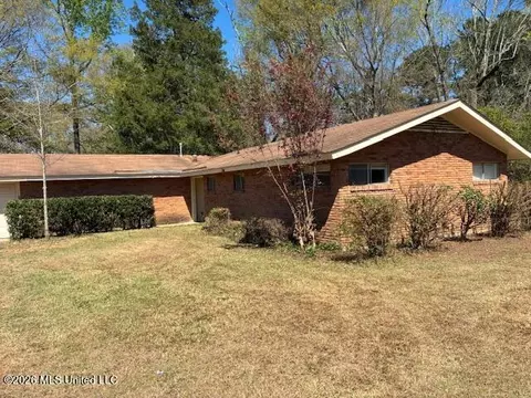 1620 Virginia Ave, Mccomb, MS 39648