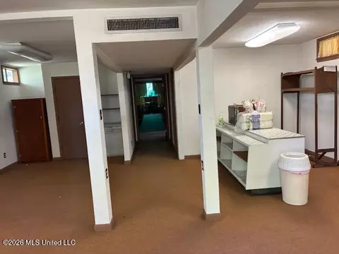 Entry Way - 1620 Virginia Ave, Mccomb, MS 39648 photo 1 of 1