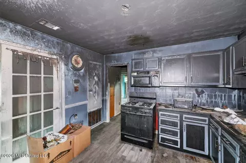 Kitchen - 236 Cherry Hill Dr, Jackson, MS 39212 photo 1 of 1
