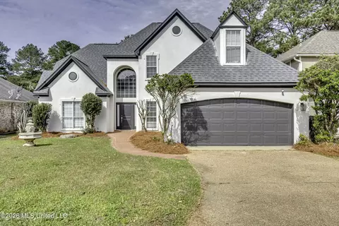 2150 W Fairway Dr, Brandon, MS 39047