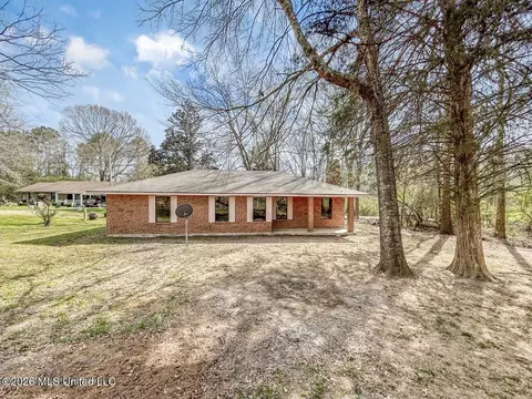 11310 Hwy 24, Centreville, MS 39631