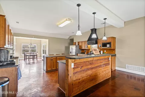 Other - 10067 Emerald Forest Dr, Hernando, MS 38632 photo 8 of 10