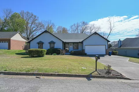 7103 Larkfield Rd, Olive Branch, MS 38654