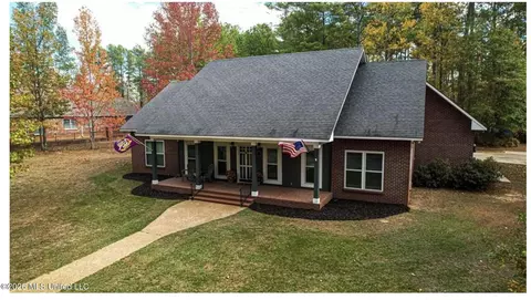 3004 Delaware Ave, Mccomb, MS 39648