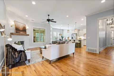 Other - 4342 E Robinson Loop, Olive Branch, MS 38654 photo 2 of 12