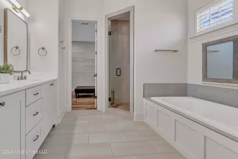 Other - 4342 E Robinson Loop, Olive Branch, MS 38654 photo 4 of 12