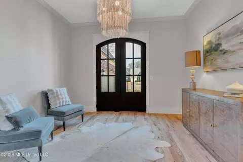 Entry Way - 4342 E Robinson Loop, Olive Branch, MS 38654 photo 2 of 4