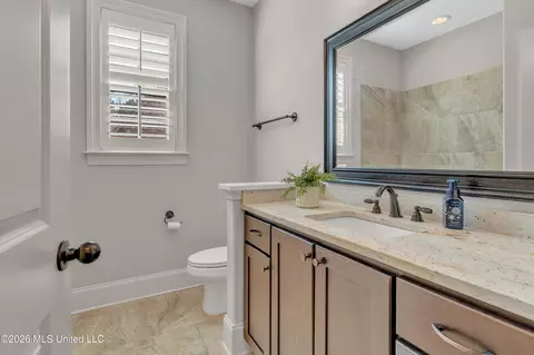 Bath - 4342 E Robinson Loop, Olive Branch, MS 38654 photo 4 of 5