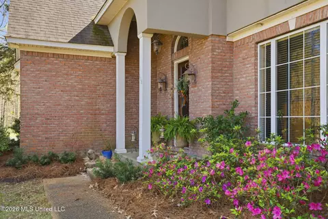 Exterior - 116 Windsor Blvd, Brandon, MS 39042 photo 5 of 15