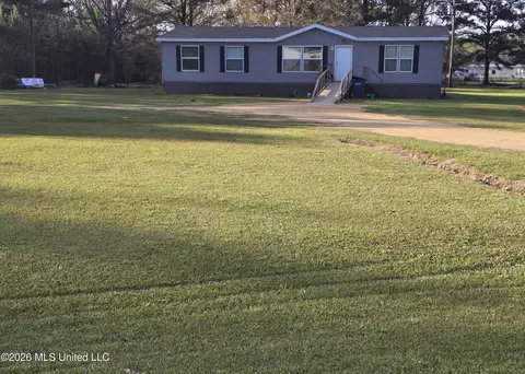 1012 Little Spring Dr, Utica, MS 39175