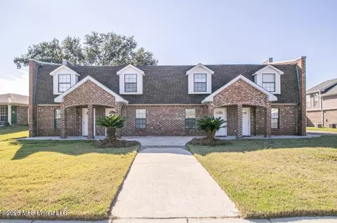406 Russell Ave #5, Long Beach, MS 39560