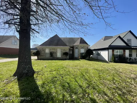 7331 Hunters Forest Dr, Olive Branch, MS 38654