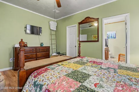Bedroom - 2221 Basin-central Rd, Lucedale, MS 39452 photo 2 of 4