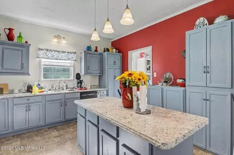 Kitchen - 2221 Basin-central Rd, Lucedale, MS 39452 photo 2 of 4