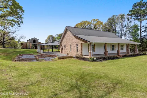 Exterior - 222 Gristmill Rd, Lucedale, MS 39452 photo 2 of 4