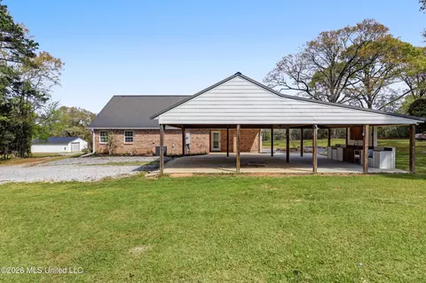 Exterior - 222 Gristmill Rd, Lucedale, MS 39452 photo 4 of 4