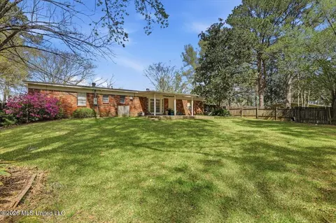 Exterior - 1110 Post Rd, Clinton, MS 39056 photo 5 of 9