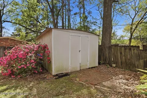 Exterior - 1110 Post Rd, Clinton, MS 39056 photo 8 of 9