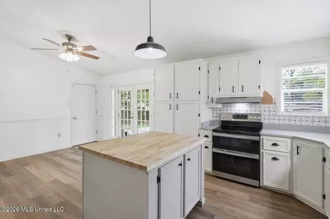 Kitchen - 1110 Post Rd, Clinton, MS 39056 photo 3 of 3