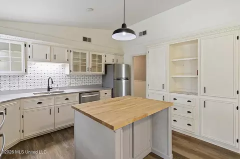 Kitchen - 1110 Post Rd, Clinton, MS 39056 photo 2 of 3