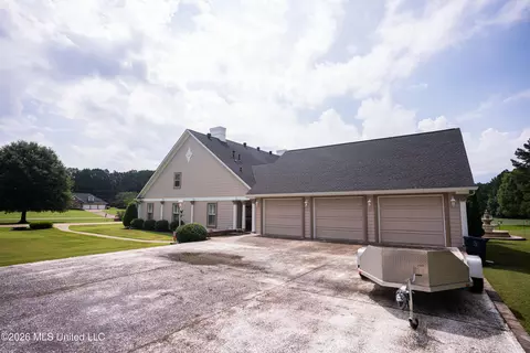Other - 1203 Pine Lake Dr, Corinth, MS 38834 photo 16 of 17