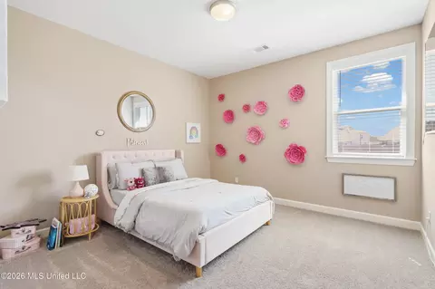 Bedroom - 13385 N Fields Ln, Olive Branch, MS 38654 photo 2 of 6