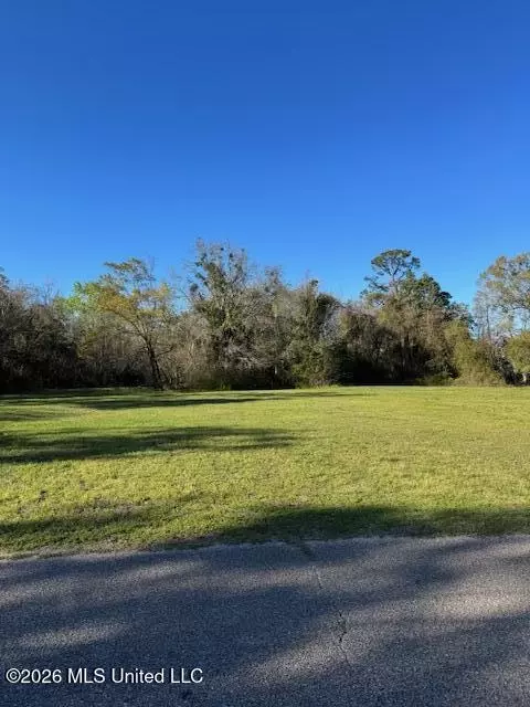 Mission Lane, Biloxi, MS 39531