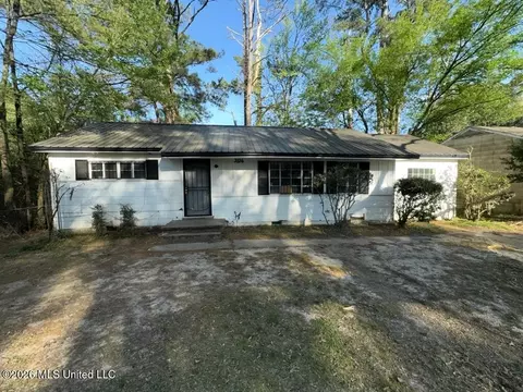 3536 Southland Dr, Jackson, MS 39212