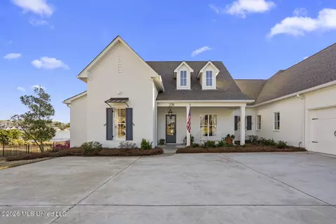 238 Westlake Cir, Madison, MS 39110