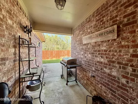 Entry Way - 736 Hartwood Cv, Brandon, MS 39042 photo 1 of 1