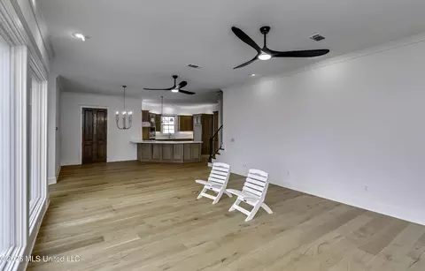 Living - 1418 Windrose Dr, Brandon, MS 39047 photo 3 of 5