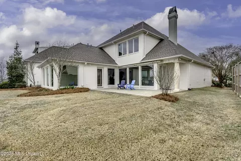 Exterior - 1418 Windrose Dr, Brandon, MS 39047 photo 11 of 14