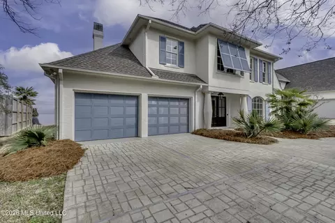 Exterior - 1418 Windrose Dr, Brandon, MS 39047 photo 3 of 14