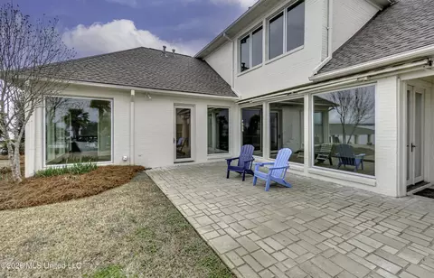 Exterior - 1418 Windrose Dr, Brandon, MS 39047 photo 9 of 14