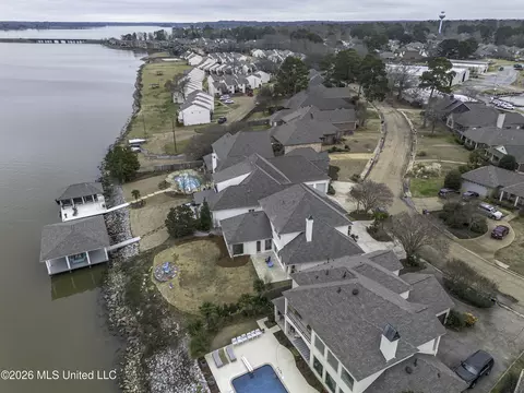 View/Area - 1418 Windrose Dr, Brandon, MS 39047 photo 9 of 14